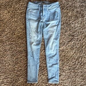 American Eagle Outfitters Light Blue Skinny Jeans